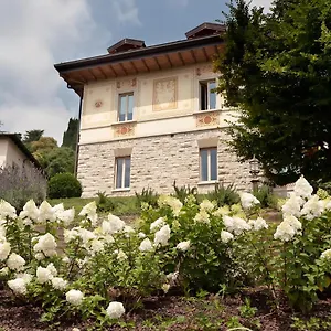  Bed & Breakfast Vittoria Charme & Relax Italy