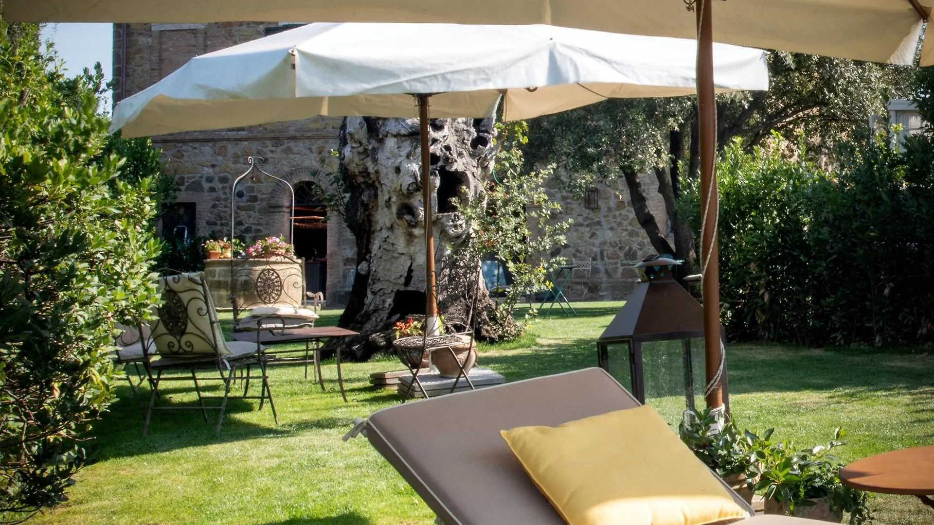 Villa Le Prata - Residenza Del Vescovo - Adults Only Montalcino